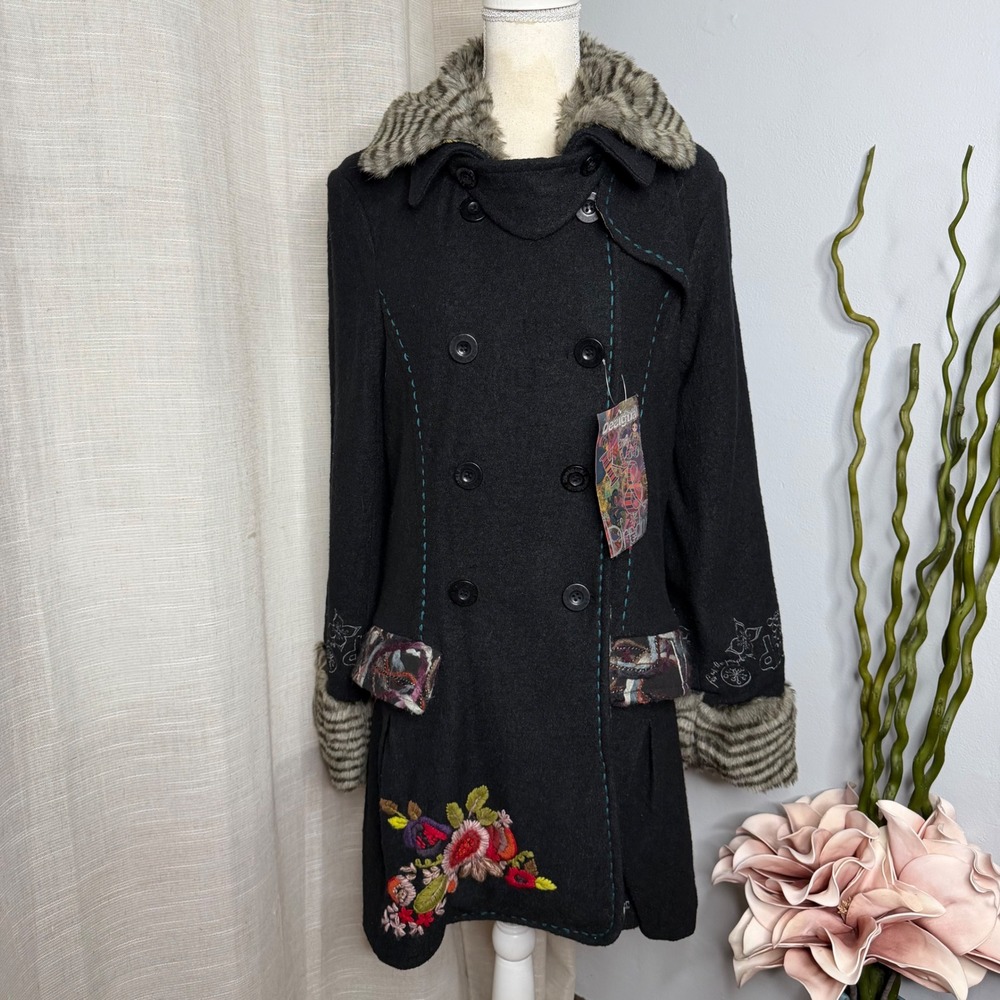 NWT Desigual Floral Embroidered Coat Wool Blend Faux Fur Trim Y2K Women's 44